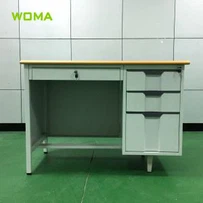 Escriptori d'oficina metàl·lic